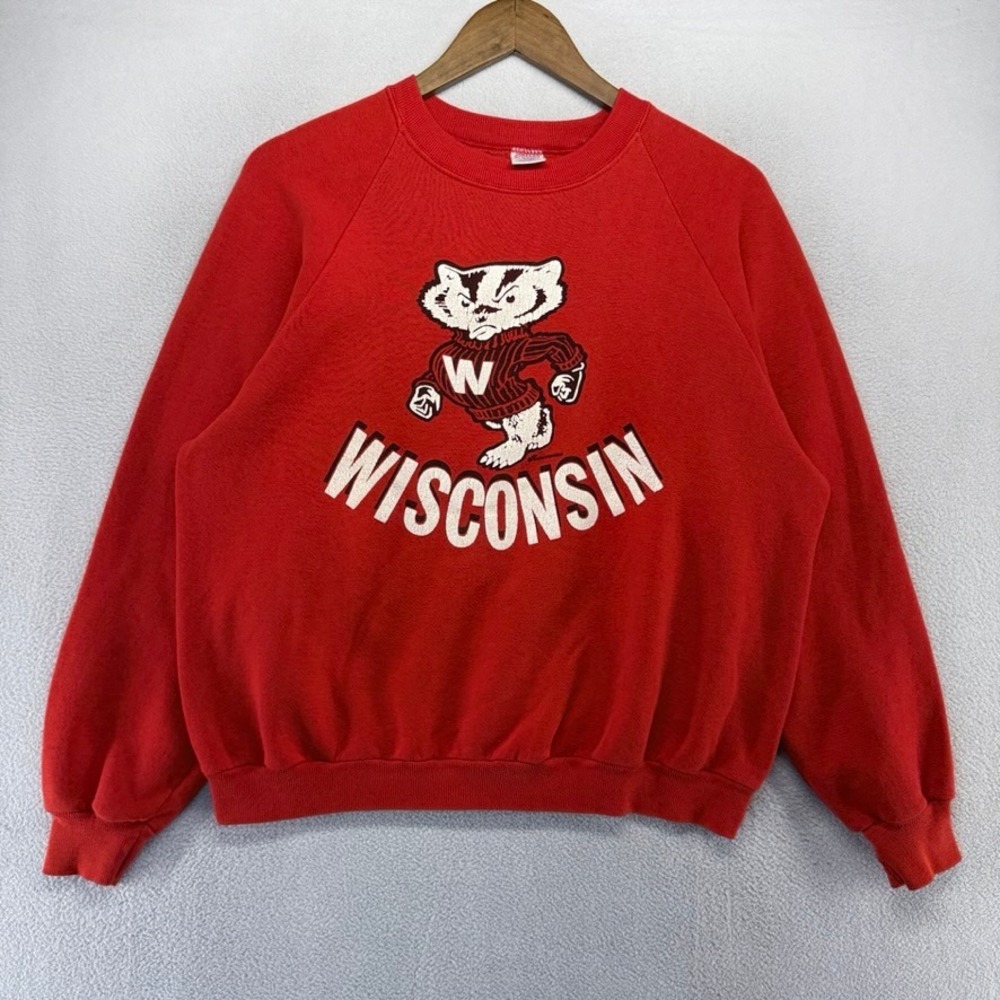 Vintage University Of Wisconsin Sweatshirt Men's XL Red Raglan Crewneck 80s USA